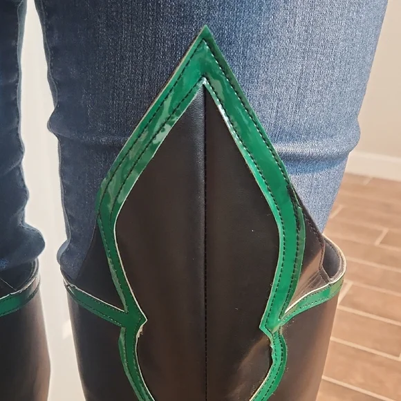 Stylish Costume Black and Green Women's Boots Size 11 Superhero/villan - Picture 3 of 7
